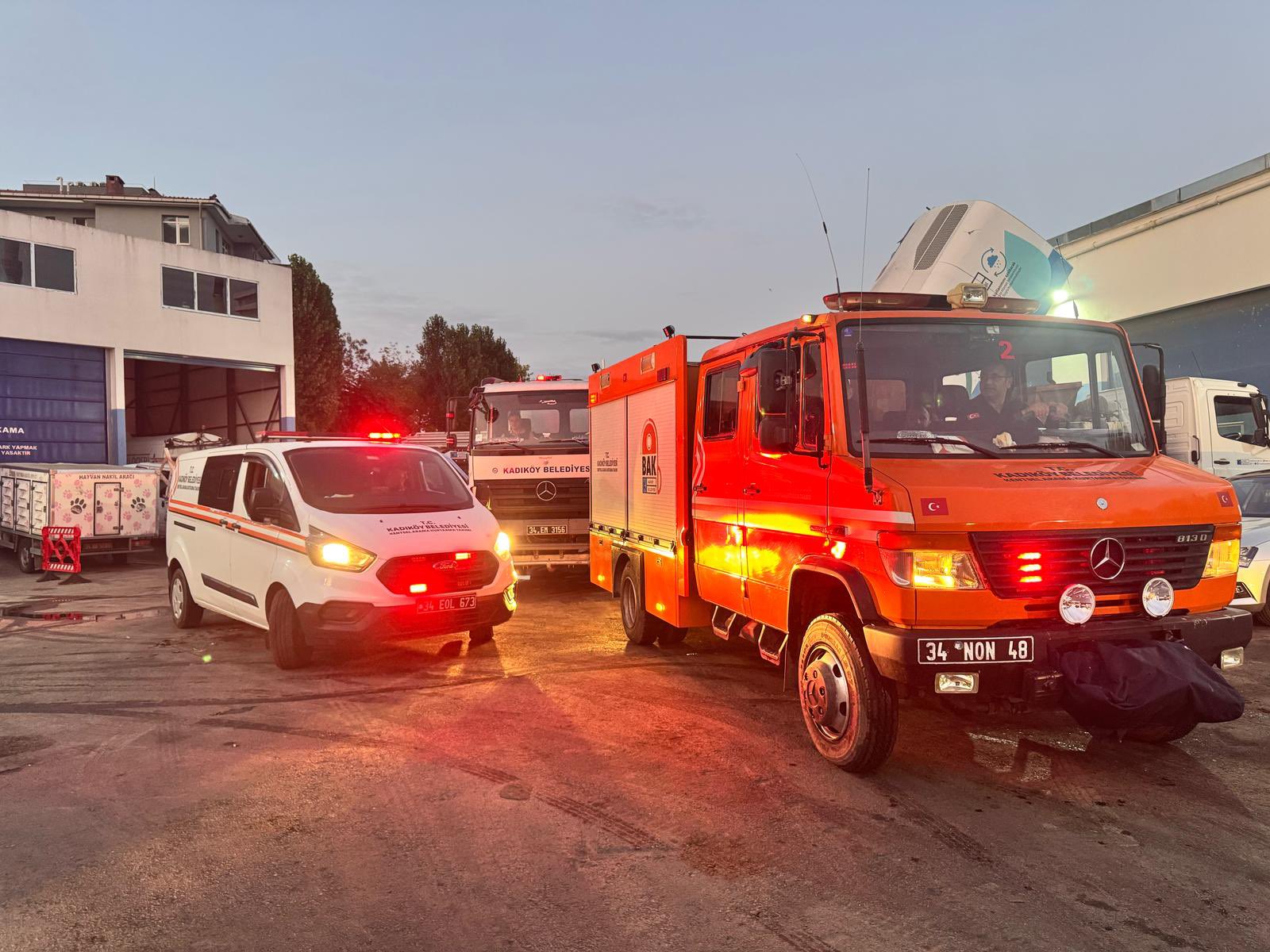Kadıköy'den İzmir’deki yangın söndürme çalışmalarına destek